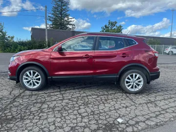 2022 Nissan Qashqai - image 6