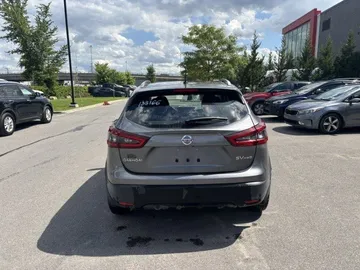 2022 Nissan Qashqai - image 6