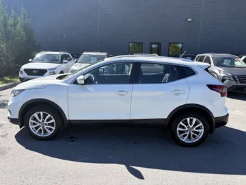 2023 Nissan Qashqai - image 4