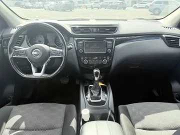 2021 Nissan Qashqai - image 9