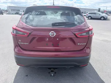 2021 Nissan Qashqai - image 4