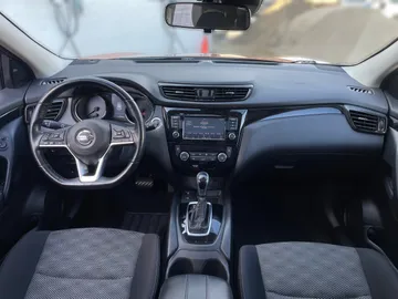 2021 Nissan Qashqai - image 4