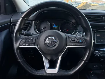 2021 Nissan Qashqai - image 18