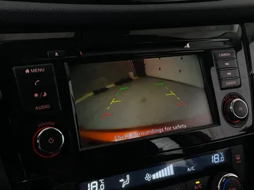 2021 Nissan Qashqai - image 24