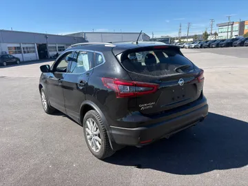 2021 Nissan Qashqai - image 7