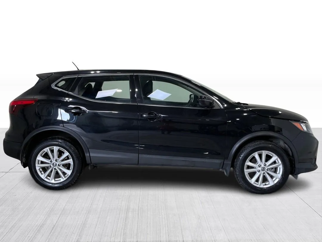 2019 Nissan Qashqai — photo 2