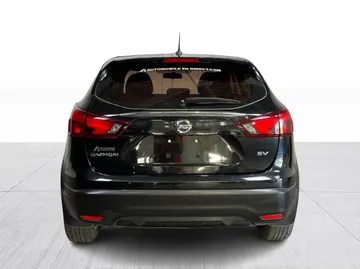 2018 Nissan Qashqai - image 11