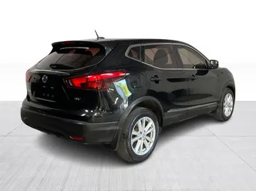 2018 Nissan Qashqai - image 13