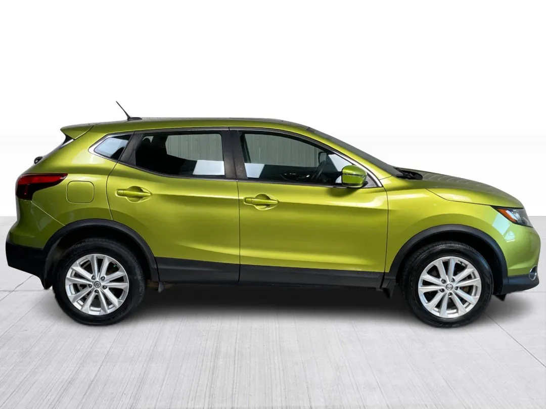 2018 Nissan Qashqai — photo 2