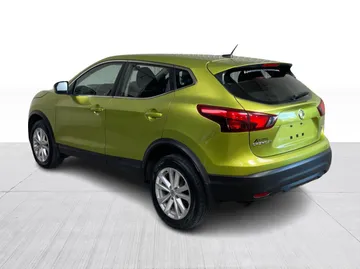 2018 Nissan Qashqai - image 11