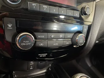 2018 Nissan Qashqai - image 21