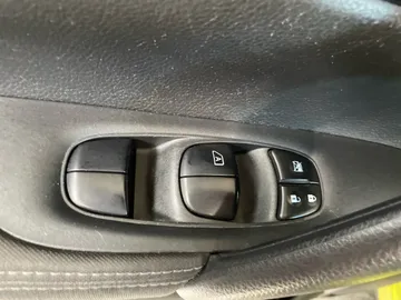 2018 Nissan Qashqai - image 23