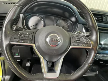 2018 Nissan Qashqai - image 18