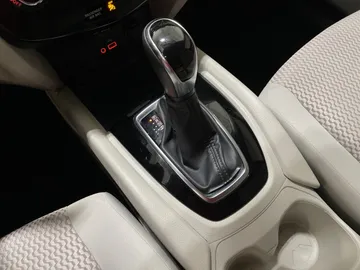 2019 Nissan Qashqai - image 24