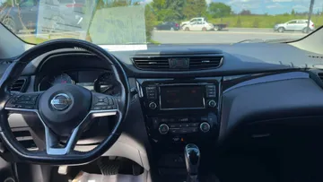 2019 Nissan Qashqai - image 9