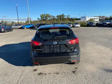 2019 Nissan Qashqai - image 4