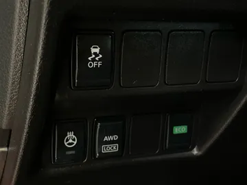 2018 Nissan Qashqai - image 28