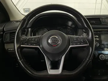 2018 Nissan Qashqai - image 18