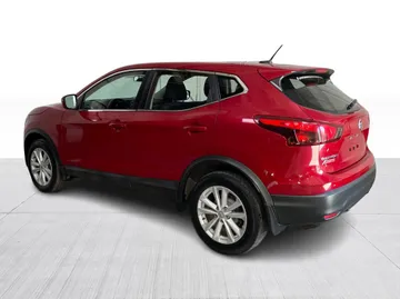2018 Nissan Qashqai - image 11