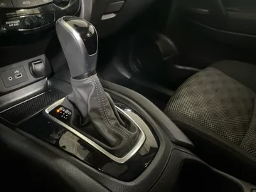2019 Nissan Qashqai - image 28