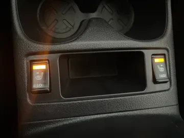 2019 Nissan Qashqai - image 25