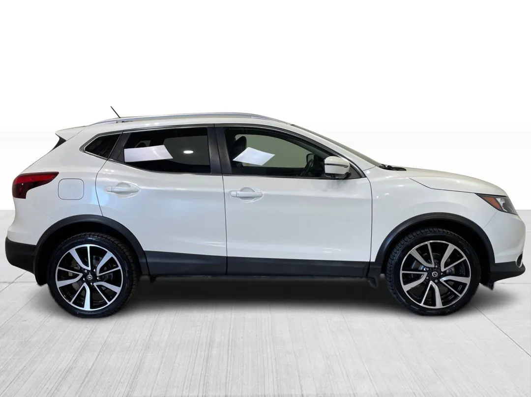 2018 Nissan Qashqai — photo 2