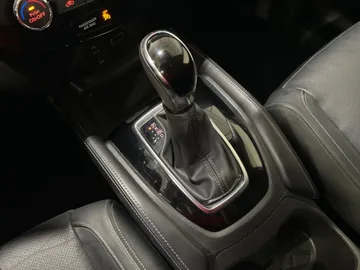 2018 Nissan Qashqai - image 28