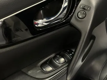 2018 Nissan Qashqai - image 23