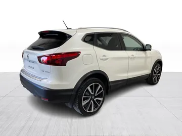 2018 Nissan Qashqai - image 13