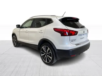 2018 Nissan Qashqai - image 11