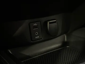 2018 Nissan Qashqai - image 27