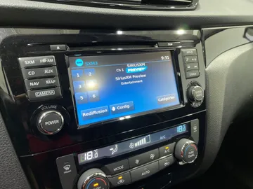 2017 Nissan Qashqai - image 28