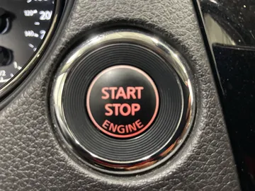 2017 Nissan Qashqai - image 24