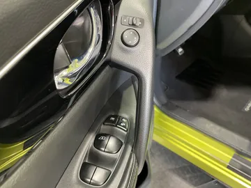 2017 Nissan Qashqai - image 22