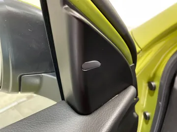 2017 Nissan Qashqai - image 19