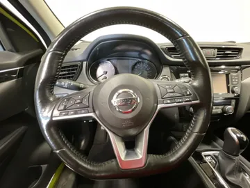 2017 Nissan Qashqai - image 25