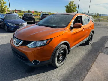 2019 Nissan Qashqai - image 3