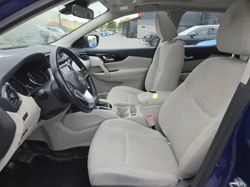 2020 Nissan Qashqai - image 8