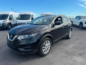 2020 Nissan Qashqai - image 3