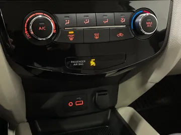 2020 Nissan Qashqai - image 19