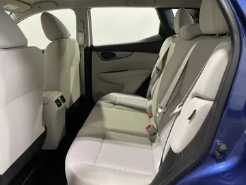2020 Nissan Qashqai - image 15