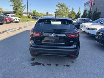 2020 Nissan Qashqai - image 6
