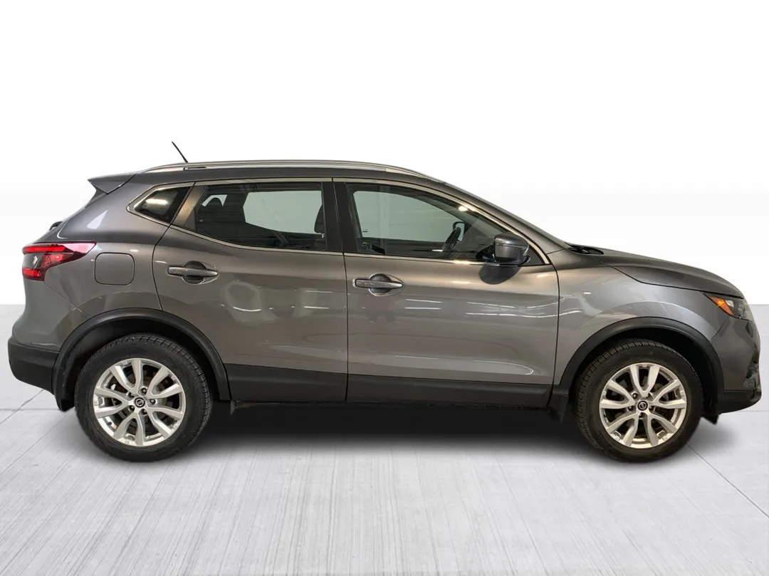 2020 Nissan Qashqai — photo 2