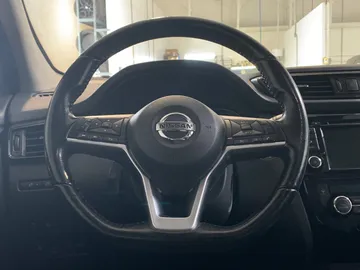 2020 Nissan Qashqai - image 19