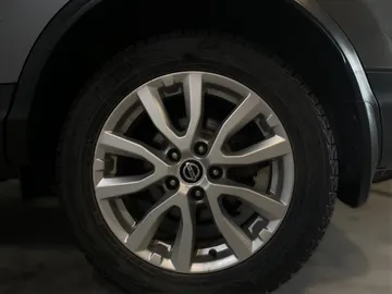2020 Nissan Qashqai - image 7