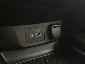 2020 Nissan Qashqai - image 29