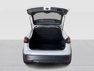 2020 Nissan Qashqai - image 13