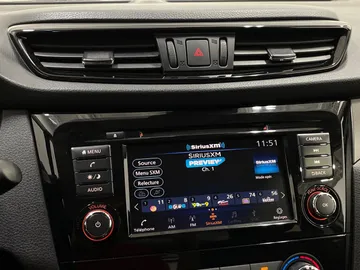 2020 Nissan Qashqai - image 25