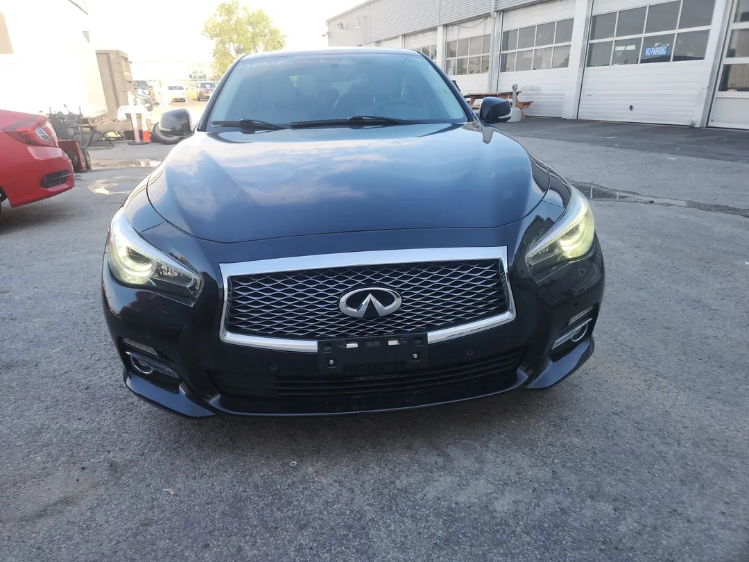 2016 INFINITI Q50 — photo 2