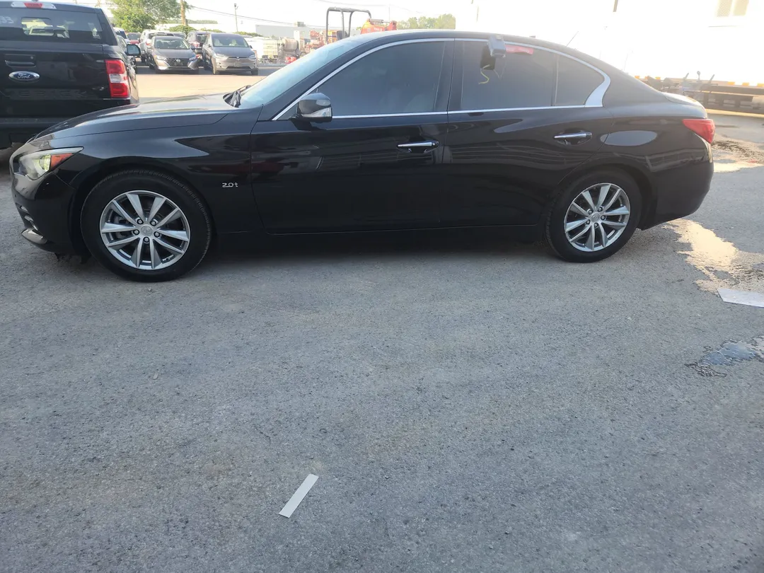 2016 INFINITI Q50 — photo 4